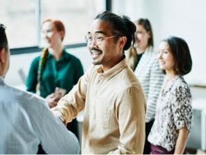 How to build relationships as a contractor